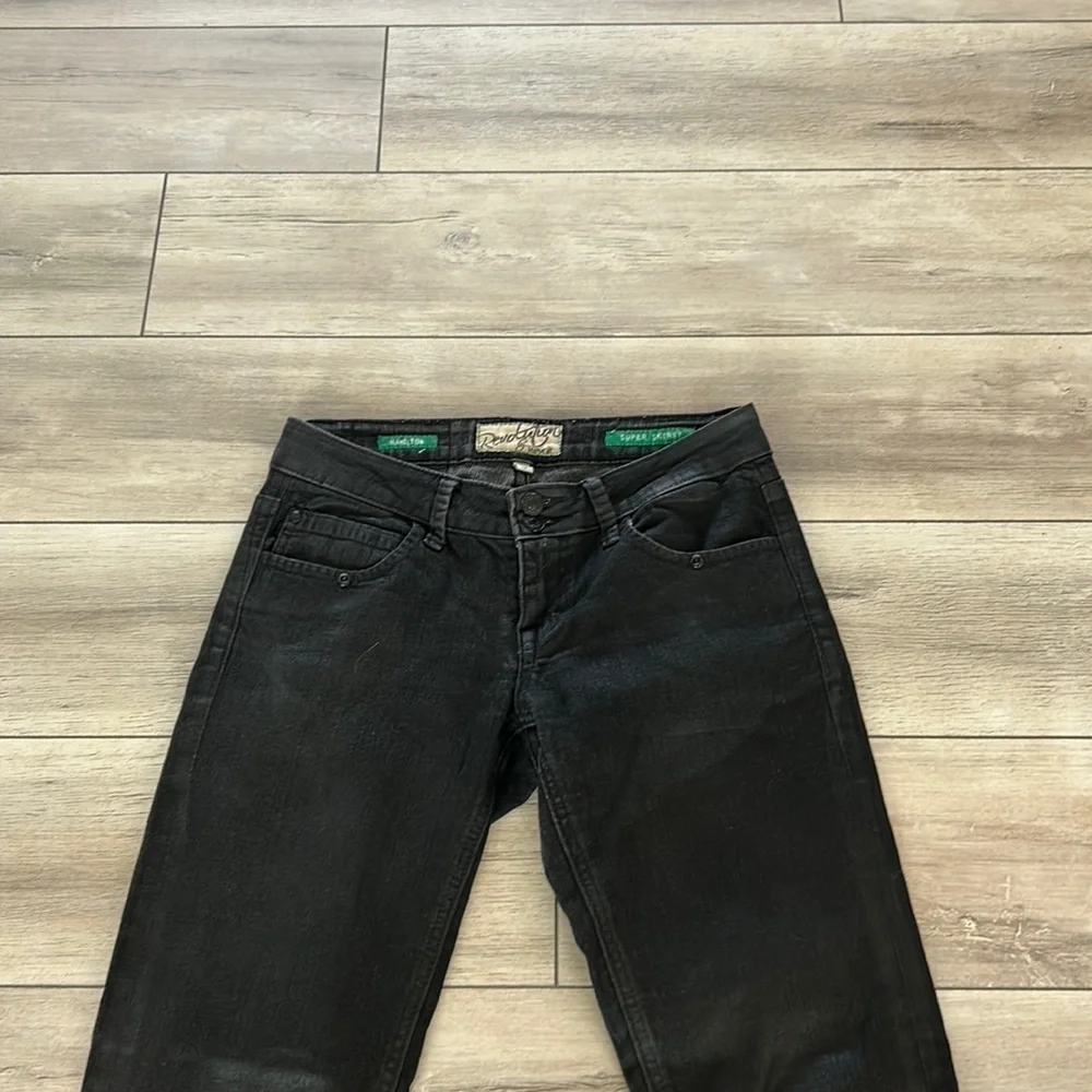 Revolution by Revolt size 3 Hamilton skinny jeans
